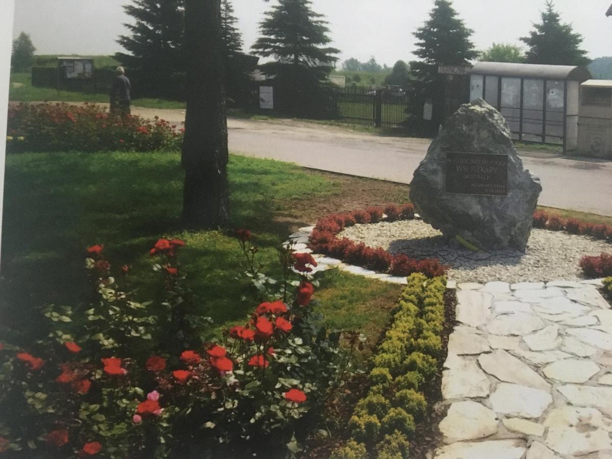 Pokoje W Starej Karczmie Liszki Bagian luar foto