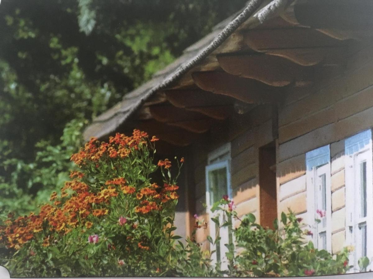 Pokoje W Starej Karczmie Liszki Bagian luar foto