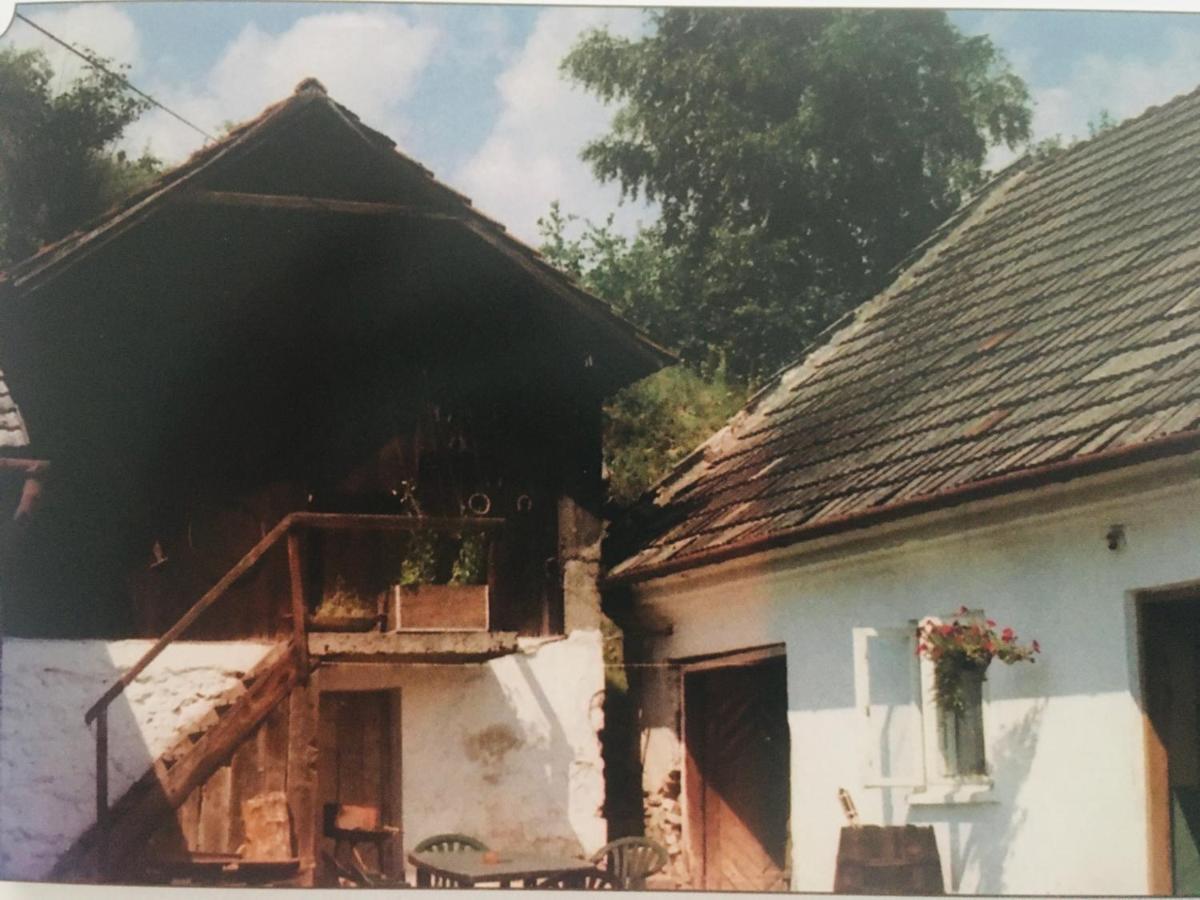Pokoje W Starej Karczmie Liszki Bagian luar foto