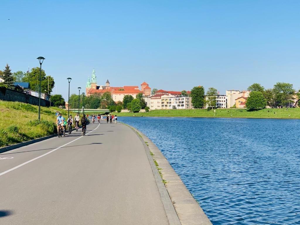 Pokoje W Starej Karczmie Liszki Bagian luar foto