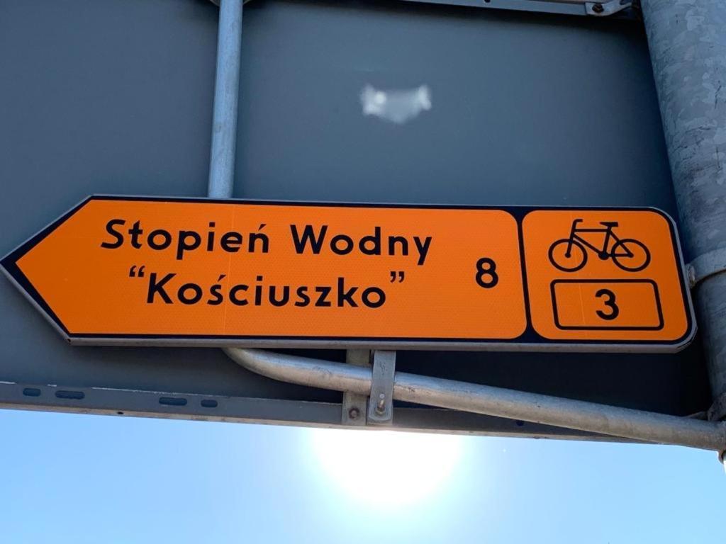 Pokoje W Starej Karczmie Liszki Bagian luar foto