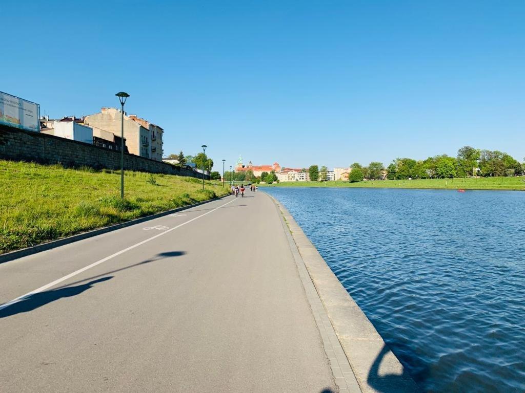 Pokoje W Starej Karczmie Liszki Bagian luar foto