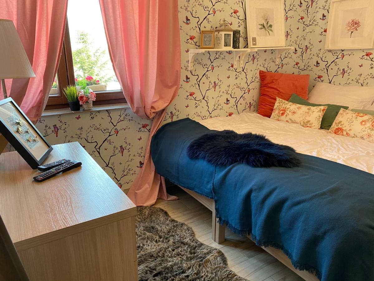 Pokoje W Starej Karczmie Liszki Bagian luar foto